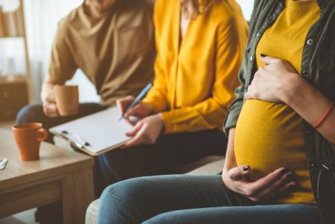 La gestation pour autrui (GPA) totalement interdite en droit italien