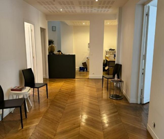 maître Laurence MAYER